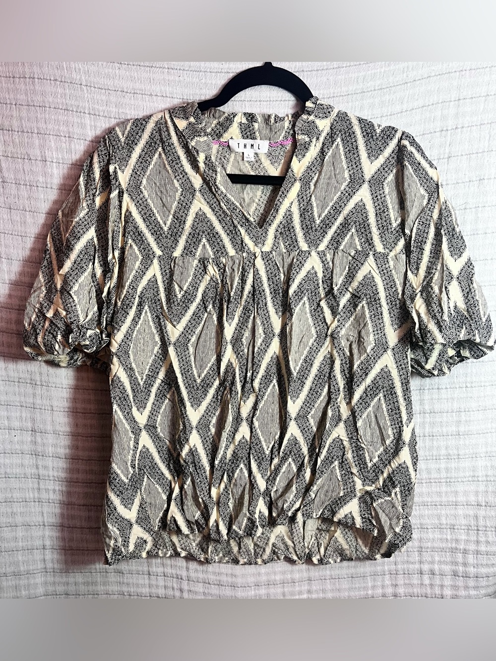 THML Black & Beige Geometric V-Neck Blouse
